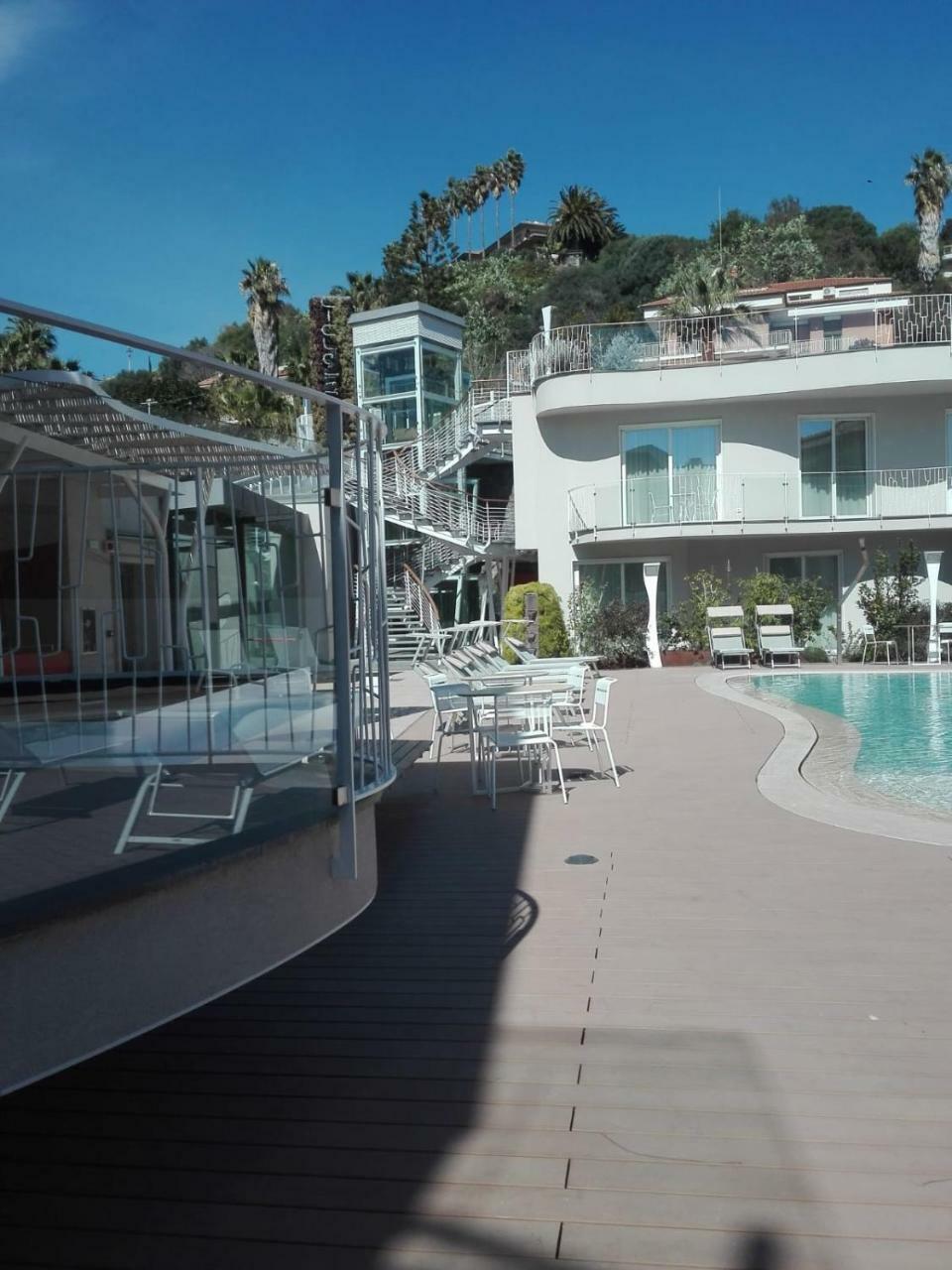 Ciclope Resort Aci Trezza Exterior photo